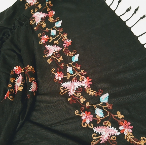 Soft Drapey Embroidered Long Shawl Wrap - Picture 6 of 8